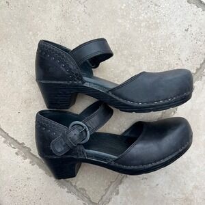 Dansko Makenna Black Leather Mary Jane Clogs Buckle Studded EU 37 US 6.5-7